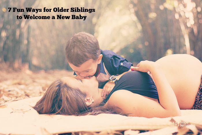 7 Fun Ways for Older Siblings to Welcome a New Baby